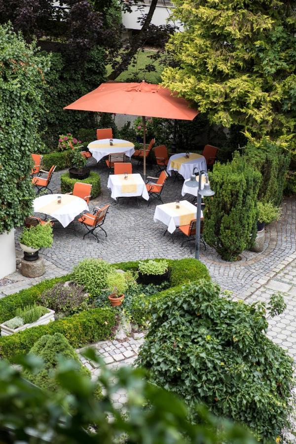 Simones Hotel Fuerstenhof Ландсхут Екстериор снимка