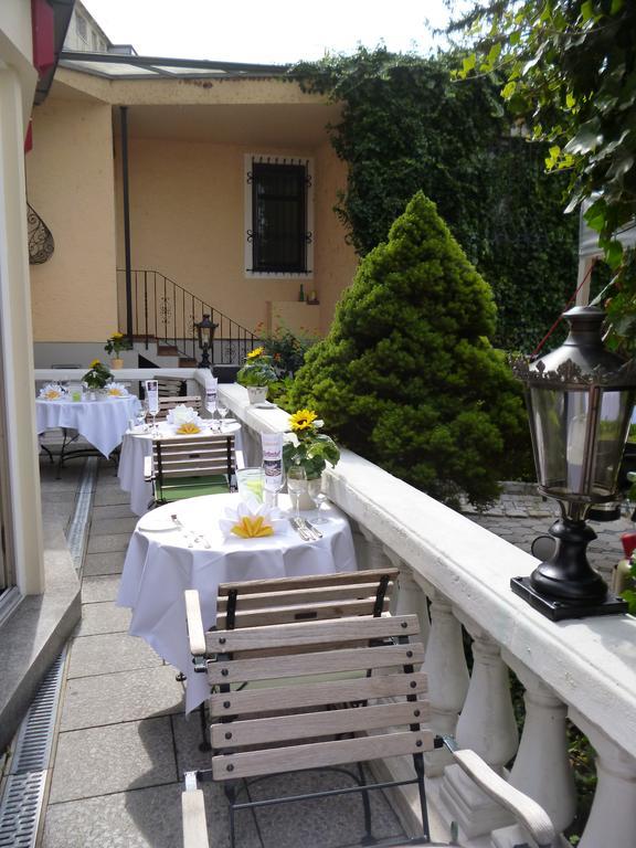 Simones Hotel Fuerstenhof Ландсхут Екстериор снимка