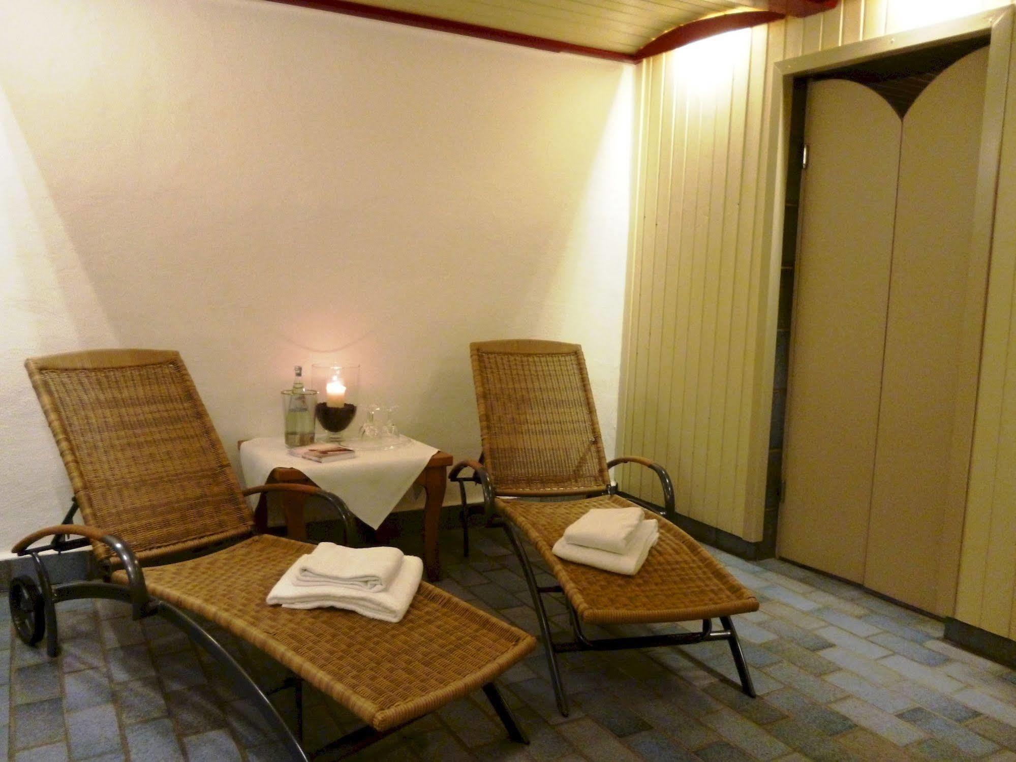 Simones Hotel Fuerstenhof Ландсхут Екстериор снимка