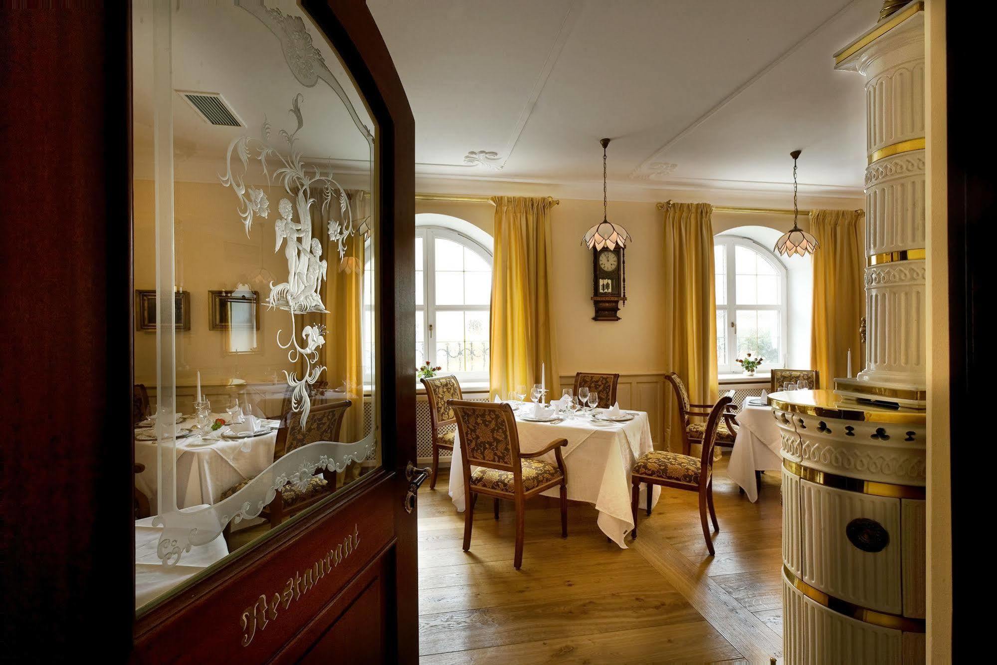 Simones Hotel Fuerstenhof Ландсхут Екстериор снимка