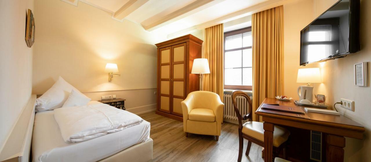 Simones Hotel Fuerstenhof Ландсхут Екстериор снимка