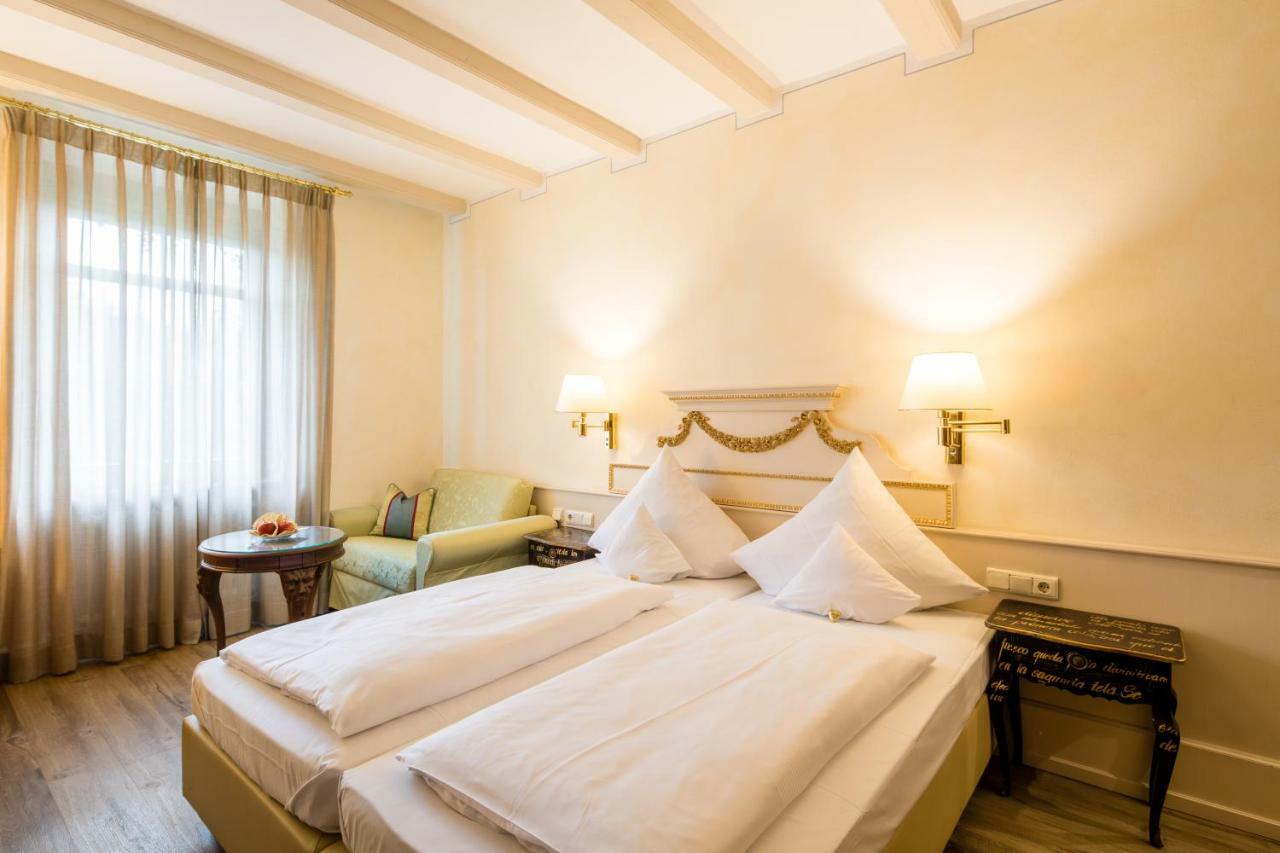 Simones Hotel Fuerstenhof Ландсхут Екстериор снимка