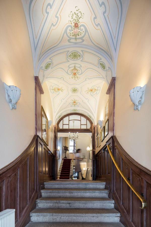 Simones Hotel Fuerstenhof Ландсхут Екстериор снимка
