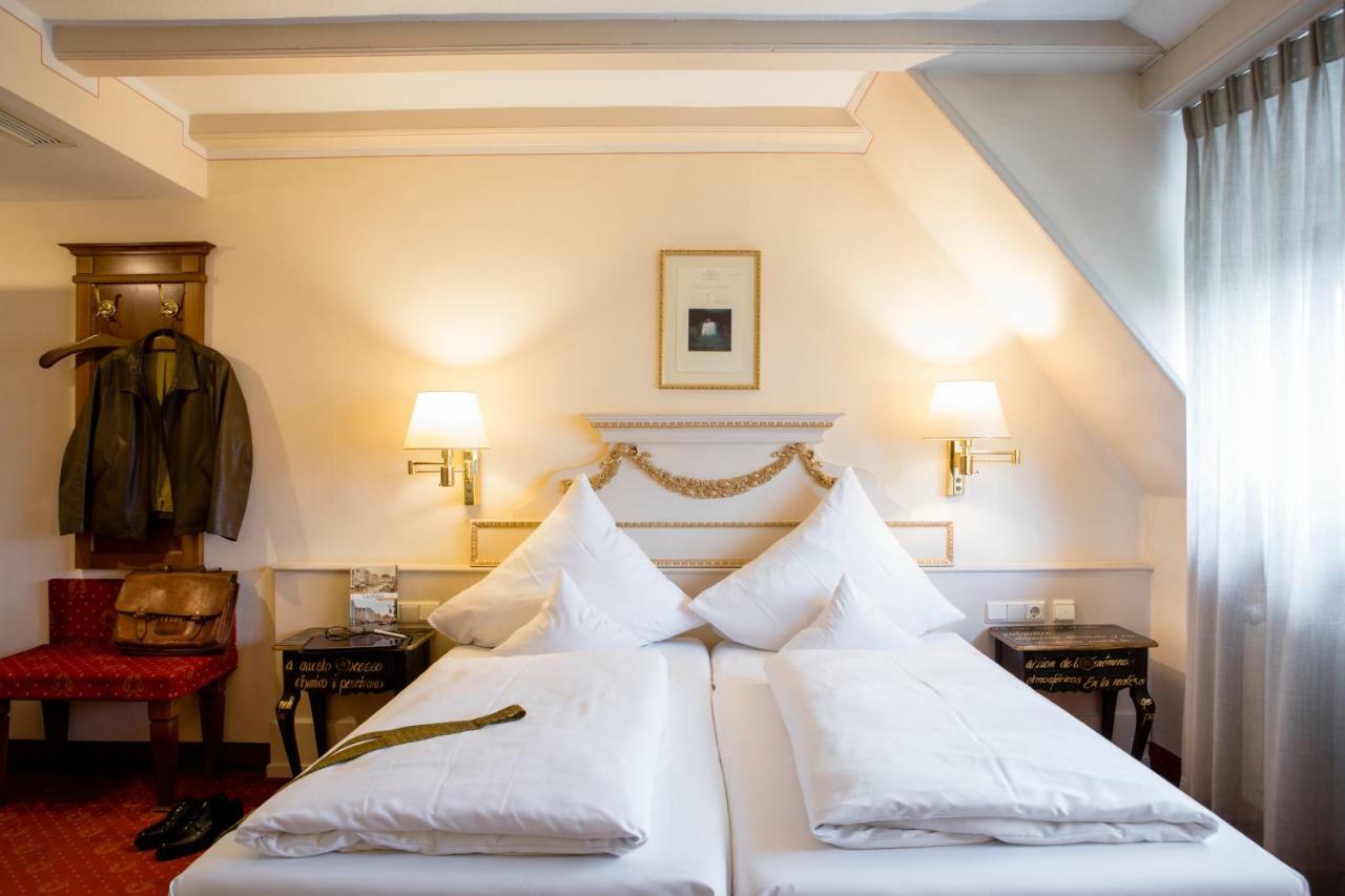 Simones Hotel Fuerstenhof Ландсхут Екстериор снимка